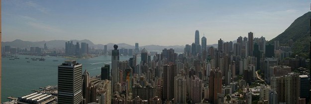 800px-PanoHK_-_IMG_2908r_pt_-_IMG_2916r_pt_-7316x2455_-_SLIN_1